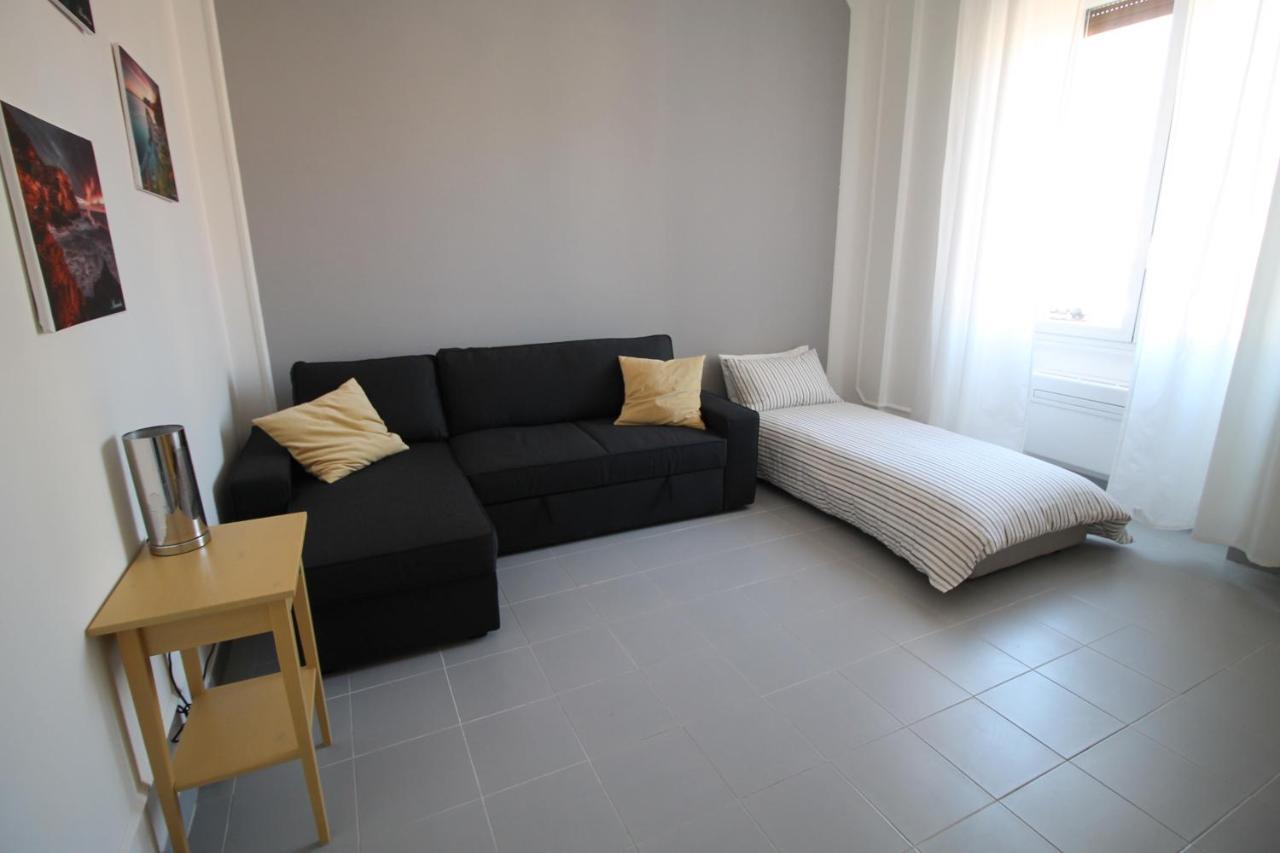 Interno24 * La Spezia